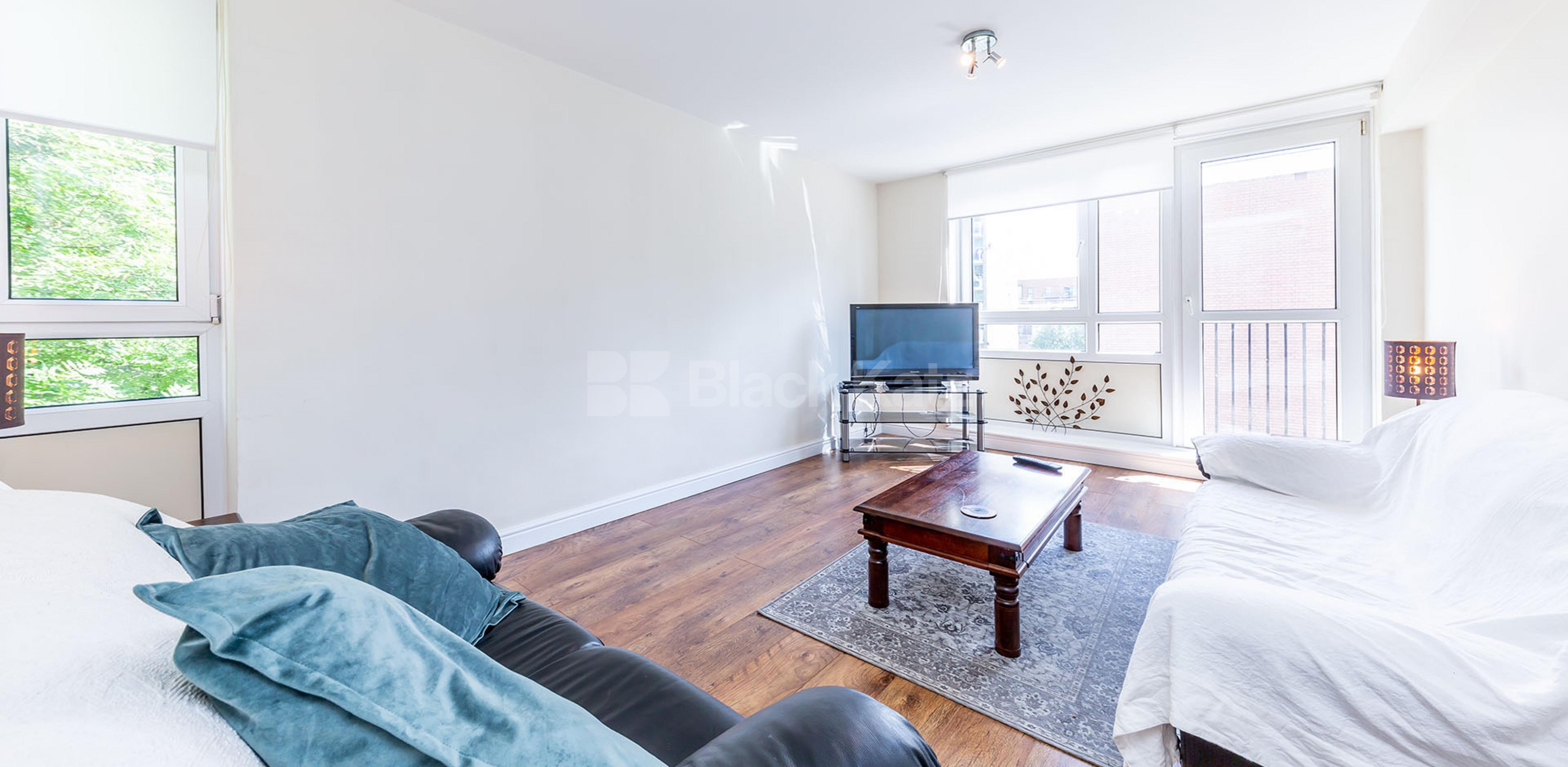 Modern spacious one bed in central location and mins to Regents Park Clarence Gardens, Regents Park / Camden NW1